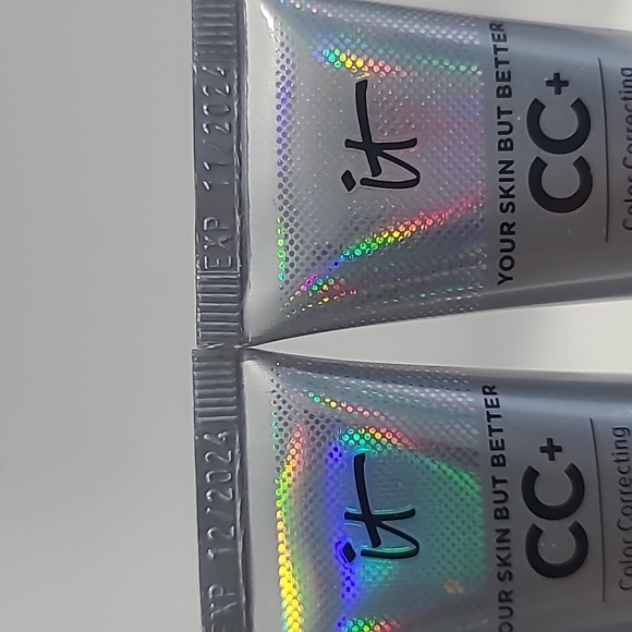 CHOOSE ✅ IT Cosmetics CC+ Cream with SPF 50+ Anti-Aging Foundation ✨ BNIB - Picture 10 of 15